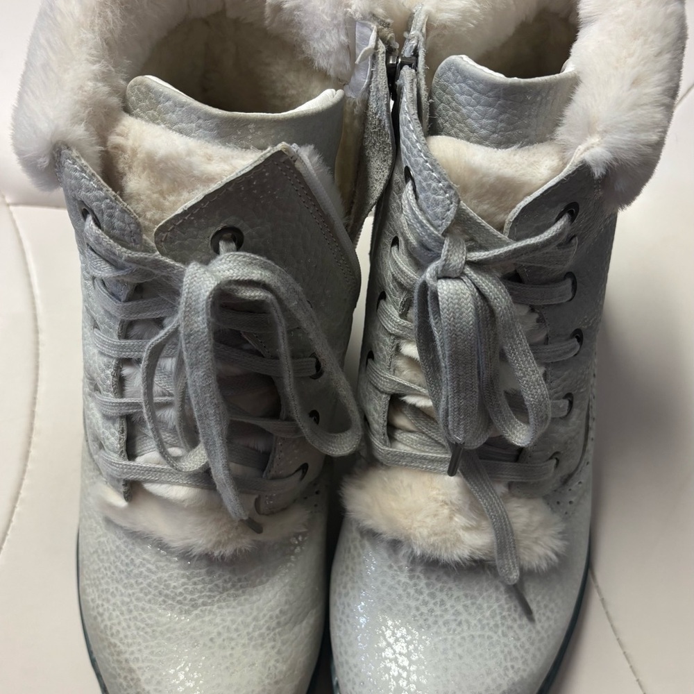 Women's NexGrip Ice Megan 2.0 Fur-Lined Boots
